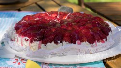Aromat strawberry cheesecake
